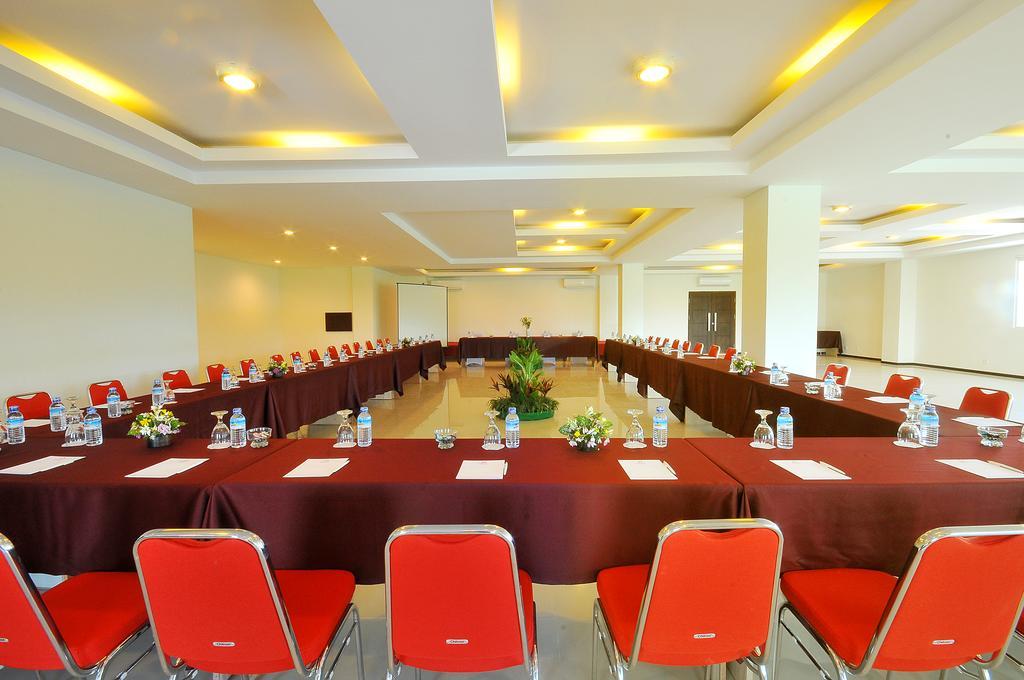 Pratama Hotel & Convention Mataram Zewnętrze zdjęcie