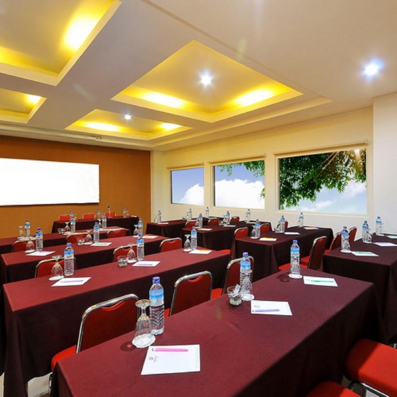 Pratama Hotel & Convention Mataram Zewnętrze zdjęcie